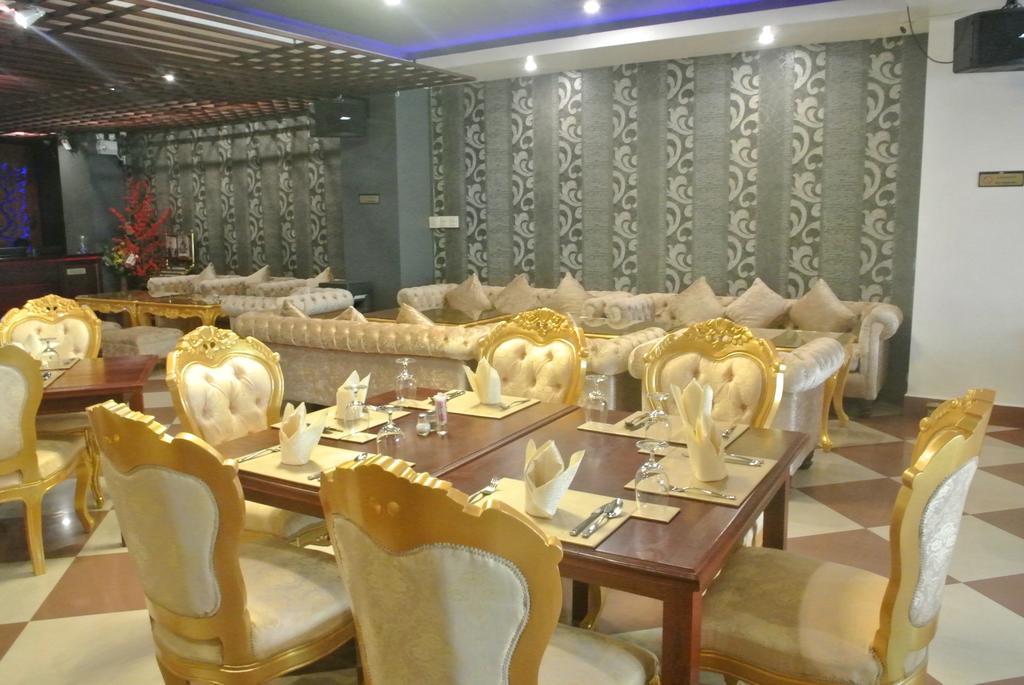 โรงแรมสุขดี ซิตี้ เวียงจันทน์ ภายนอก รูปภาพ